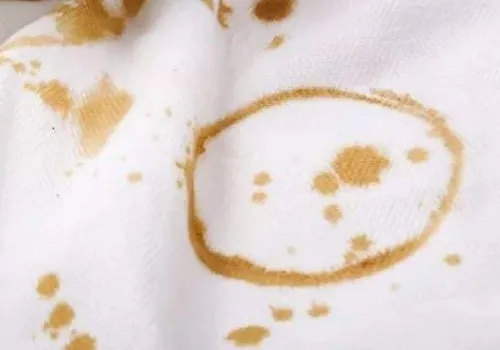 衣服上普洱茶漬怎么去除？