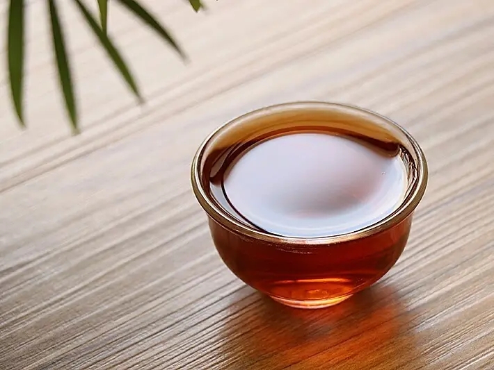 長期喝普洱茶的人，都怎么樣了？為你總結(jié)：或可得到3個好處