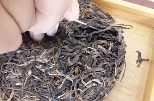 已經(jīng)打開的普洱茶餅應(yīng)如何更好地存放，短期和長期的方法都教給你?