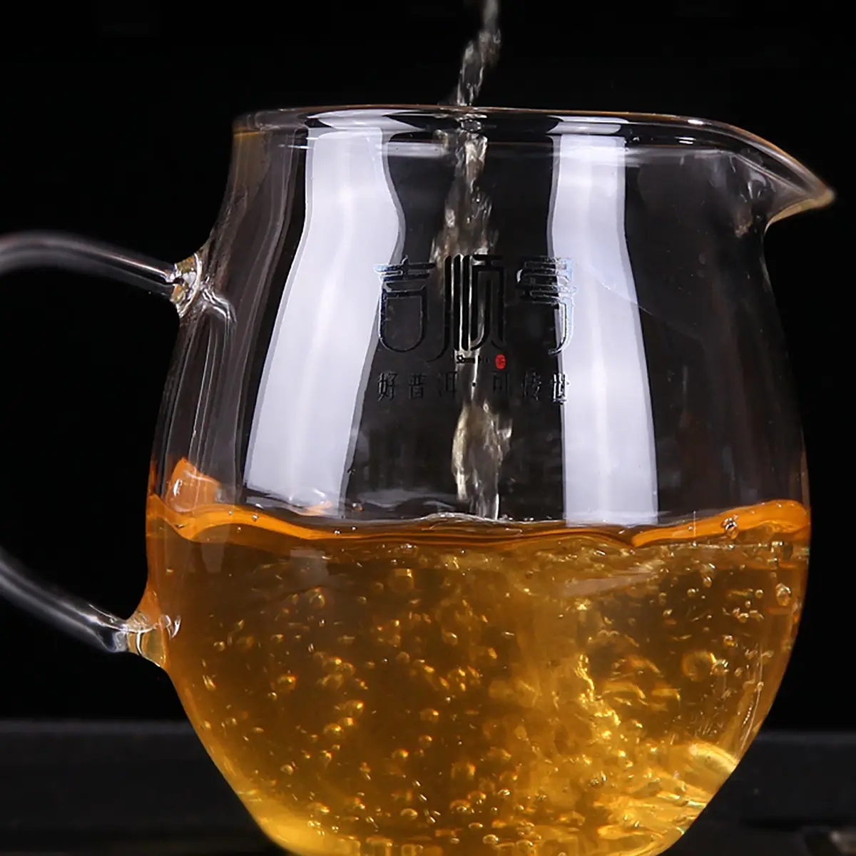 ?這個(gè)普洱有點(diǎn)甜，什么甜？冰糖甜！