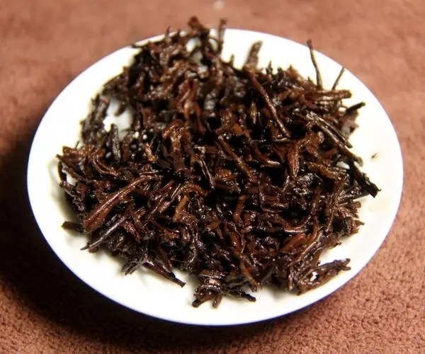 怎樣從茶香來辨認普洱茶的好壞？