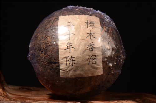 收藏普洱茶，應選擇知名品牌還是小品牌？